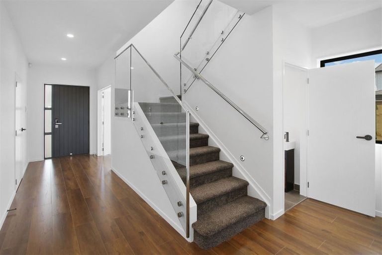 Photo of property in 13 Kaitiaki Drive, Clarks Beach, 2122