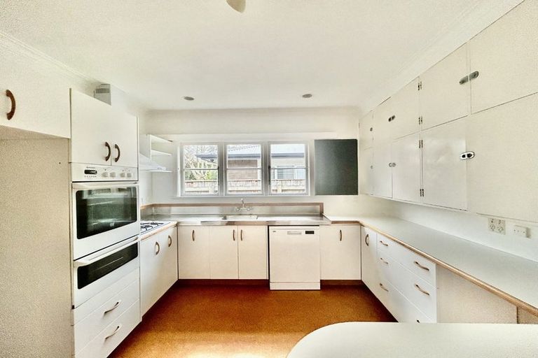 Photo of property in 53 Kings Drive, Levin, 5510