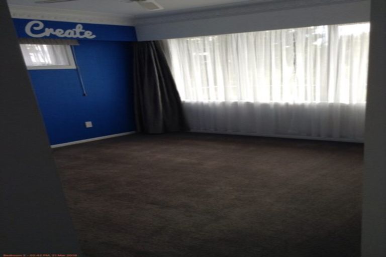 Photo of property in 15a Butterworth Avenue, Opaheke, Papakura, 2113