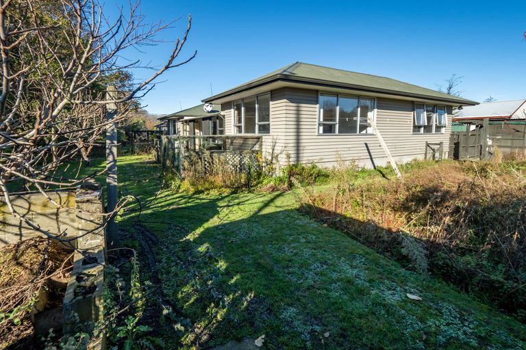 Photo of property in 89c Opawa Road, Opawa, Christchurch, 8023