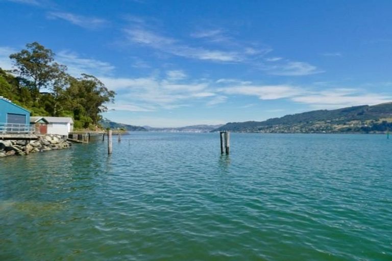 Photo of property in 28 Gorman Street, Macandrew Bay, Dunedin, 9014