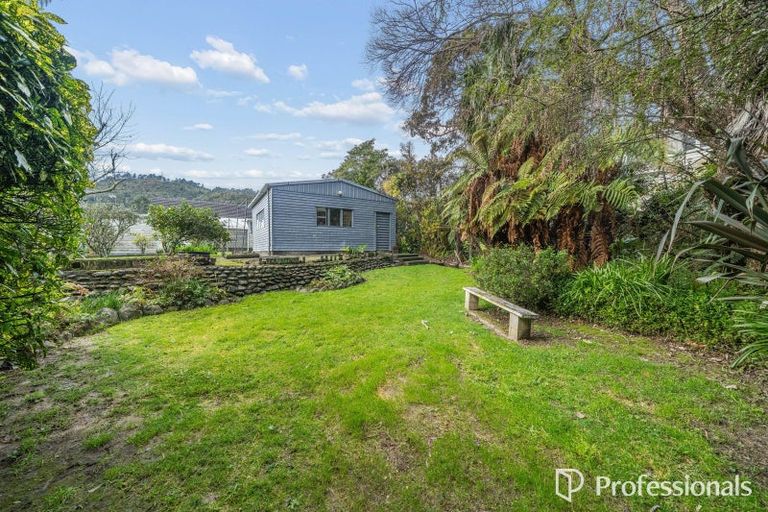 Photo of property in 12 Tawhai Street, Stokes Valley, Lower Hutt, 5019