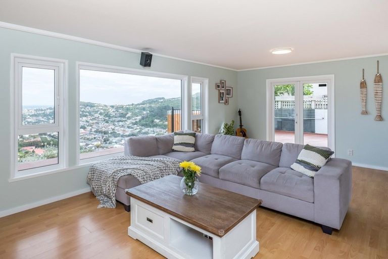 Photo of property in 11 Bay Lair Grove, Island Bay, Wellington, 6023