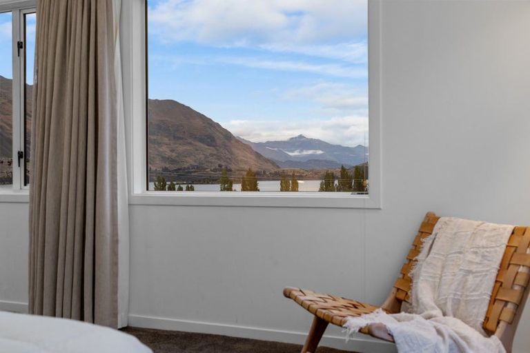 Photo of property in 151 Lismore Street, Wanaka, 9305