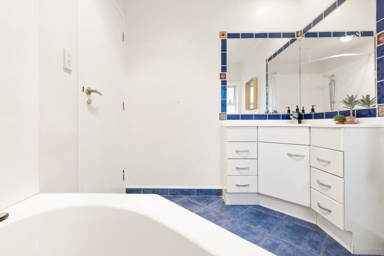 Photo of property in 600 Park Road North, Parkvale, Hastings, 4122