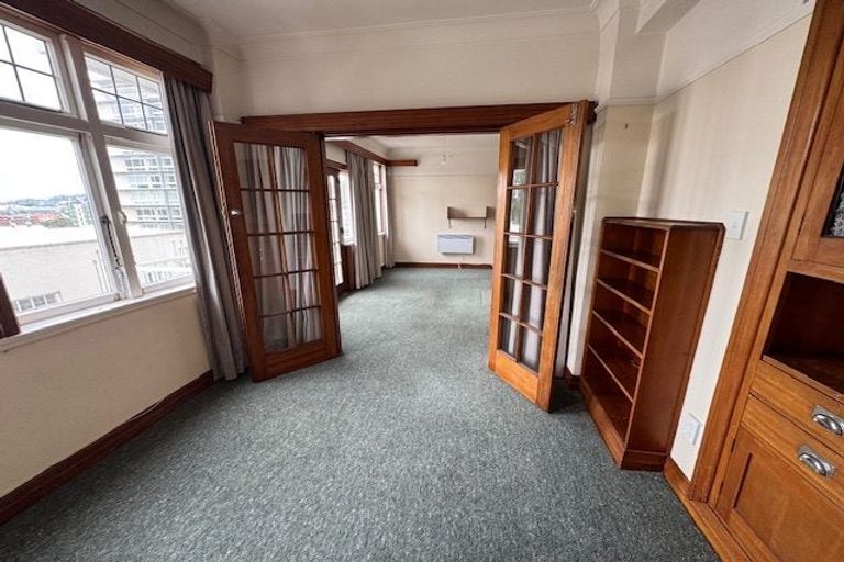 Photo of property in Elms Court Flats, 5/367 The Terrace, Te Aro, Wellington, 6011