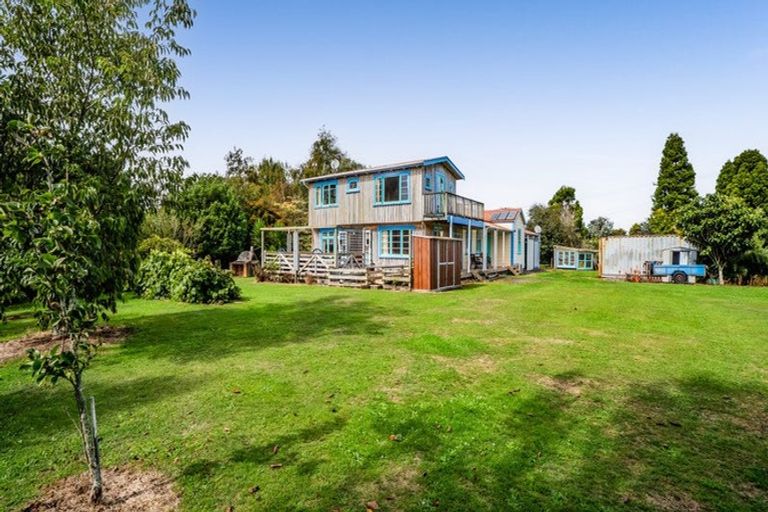 Photo of property in 100 Conway Road, Eltham, 4322