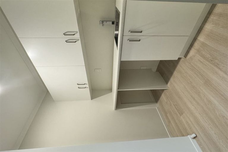 Photo of property in 31 Farnworth Terrace, Churton Park, Wellington, 6037