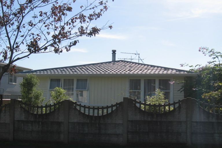 Photo of property in 7 Tanekaha Street, Stokes Valley, Lower Hutt, 5019