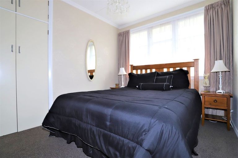 Photo of property in 94 Stanners Street, Eltham, 4322