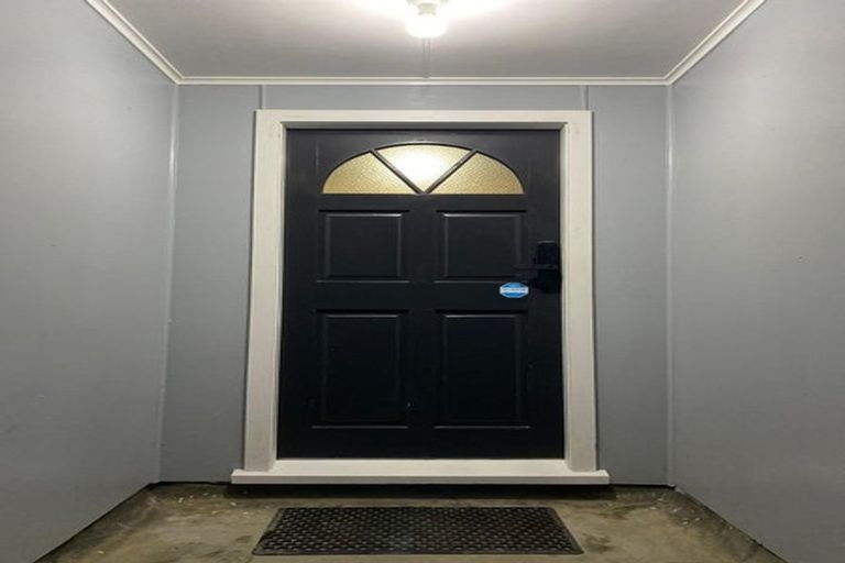 Photo of property in 24 Palmer Crescent, Silverstream, Upper Hutt, 5019