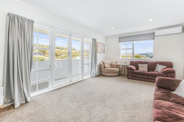 Photo of property in 3 Findhorn Place, Papakowhai, Porirua, 5024