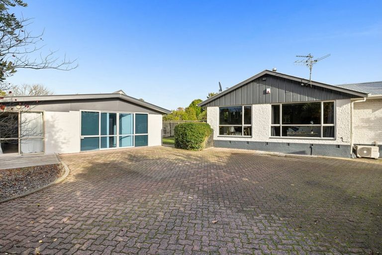 Photo of property in 49 Cullahill Street, Harewood, Christchurch, 8051