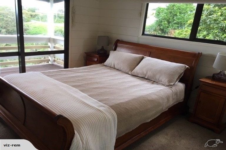 Photo of property in 34 Harbour View Road, Leigh, 0985