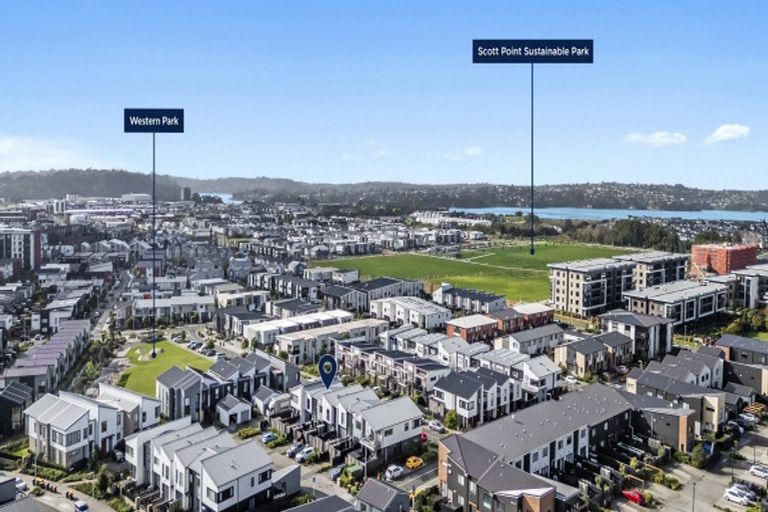 Photo of property in 14 Malcolm Calder Road, Hobsonville, Auckland, 0616