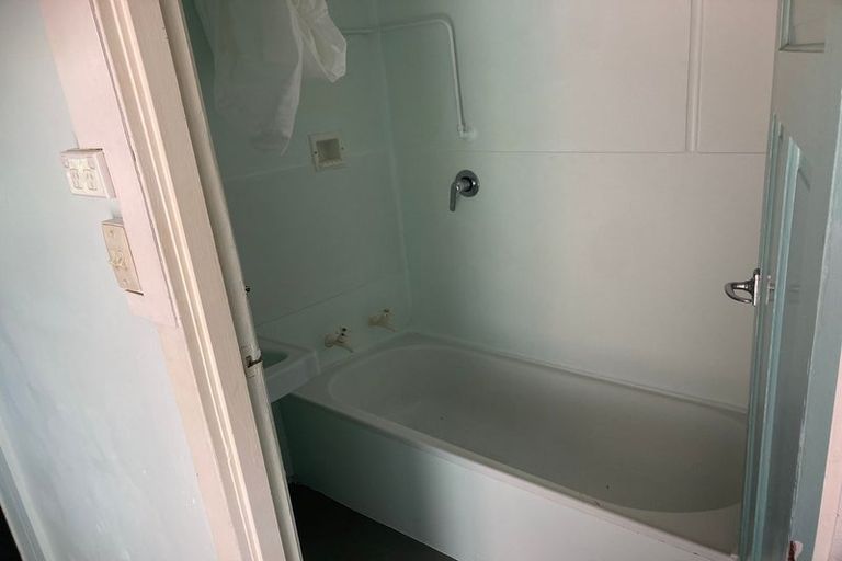 Photo of property in 15 Sarjants Road, Te Puru, Thames, 3575