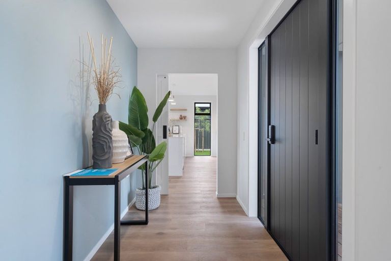 Photo of property in 11 Hereford Drive, Carterton, 5713