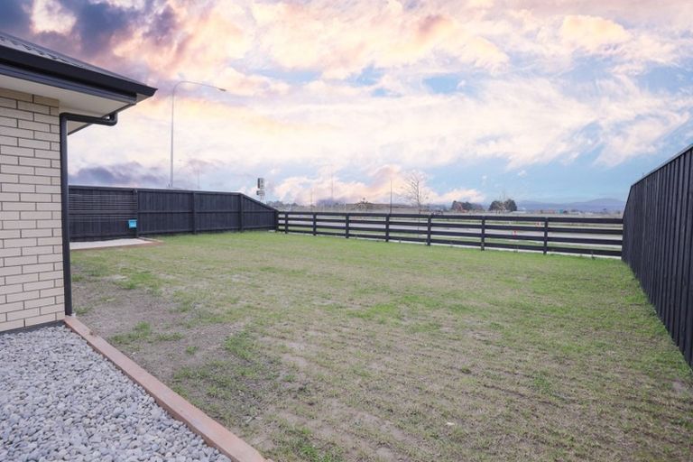 Photo of property in 5 Witte Street, Woodend, 7610