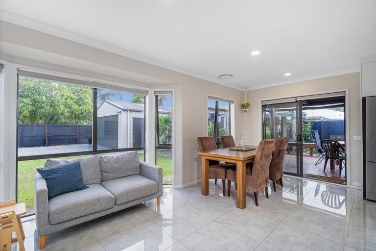 Photo of property in 22 Captain Wood Avenue, Whitianga, 3510