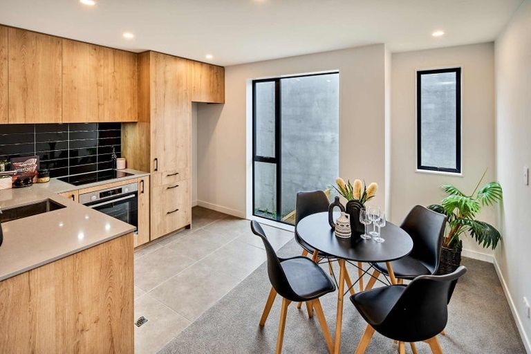 Photo of property in 45 John Street, Stokes Valley, Lower Hutt, 5019