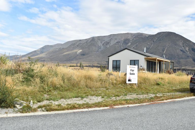 Photo of property in 25 Ohau Drive, Lake Ohau, Twizel, 9412