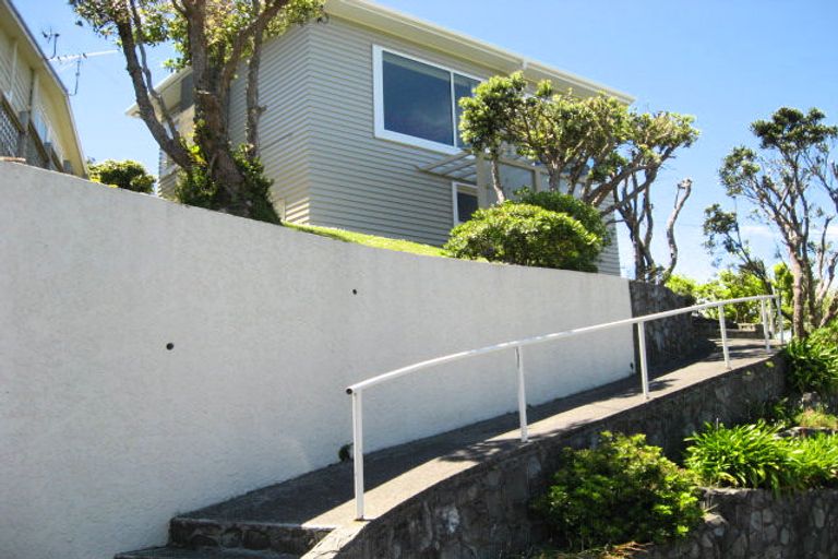 Photo of property in 20 Lohia Street, Khandallah, Wellington, 6035