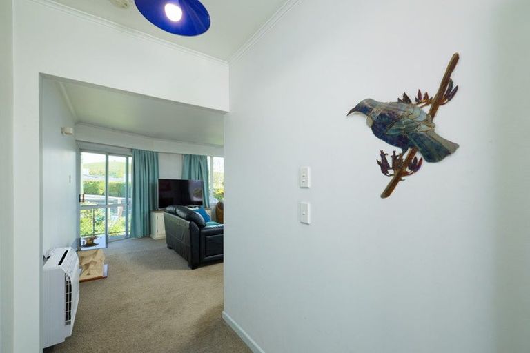 Photo of property in 2 Adelphi Terrace, Kaikoura, 7300