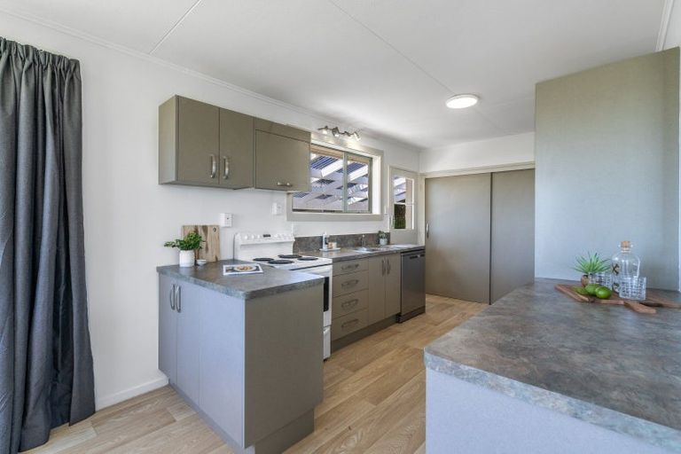 Photo of property in 85 Edinburgh Crescent, Waikiwi, Invercargill, 9810