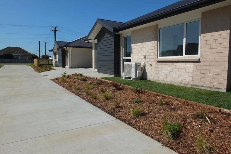 Photo of property in 3 Hof Lane, Foxton, 4814