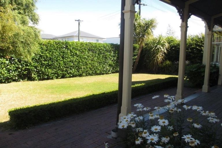 Photo of property in 59 Office Road, Merivale, Christchurch, 8014