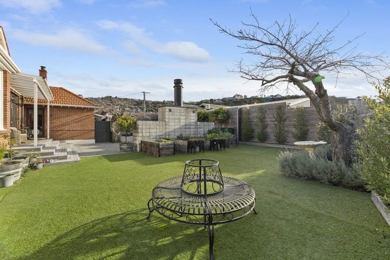 Photo of property in 15 Ings Avenue, Saint Clair, Dunedin, 9012