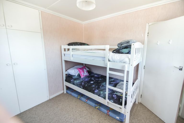 Photo of property in 12 Godley Street, Twizel, 7901