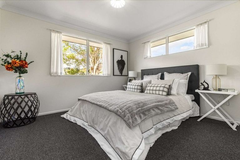 Photo of property in 43 Donald Street, Stanmore Bay, Whangaparaoa, 0932
