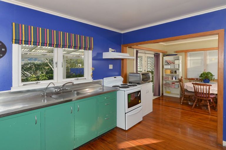 Photo of property in 18 Anzac Road, Morningside, Whangarei, 0110