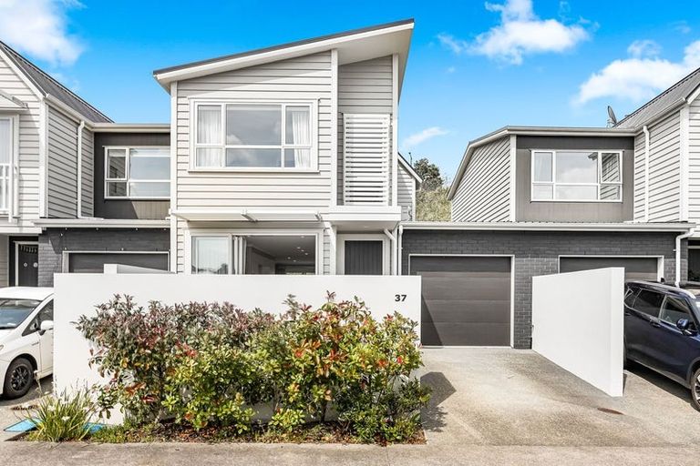 Photo of property in 37 Sanremo Lane, Stanmore Bay, Whangaparaoa, 0932