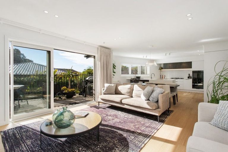 Photo of property in 10 Finnsarby Place, Sumner, Christchurch, 8081