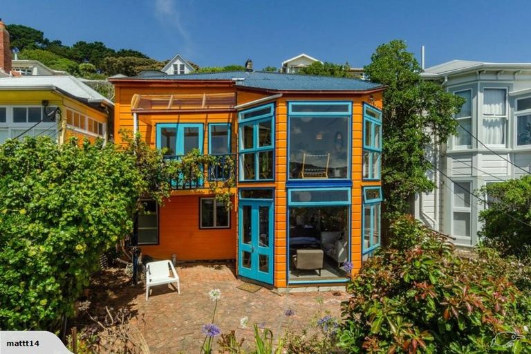 Photo of property in 5 Mcintyre Avenue, Mount Victoria, Wellington, 6011