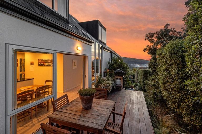 Photo of property in 87 Cannon Hill Crescent, Mount Pleasant, Christchurch, 8081