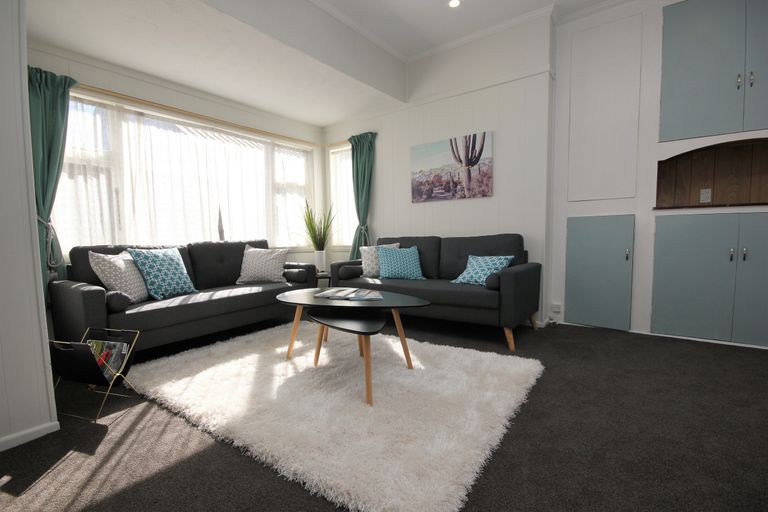 Photo of property in 9b Edmonds Street, Woolston, Christchurch, 8062