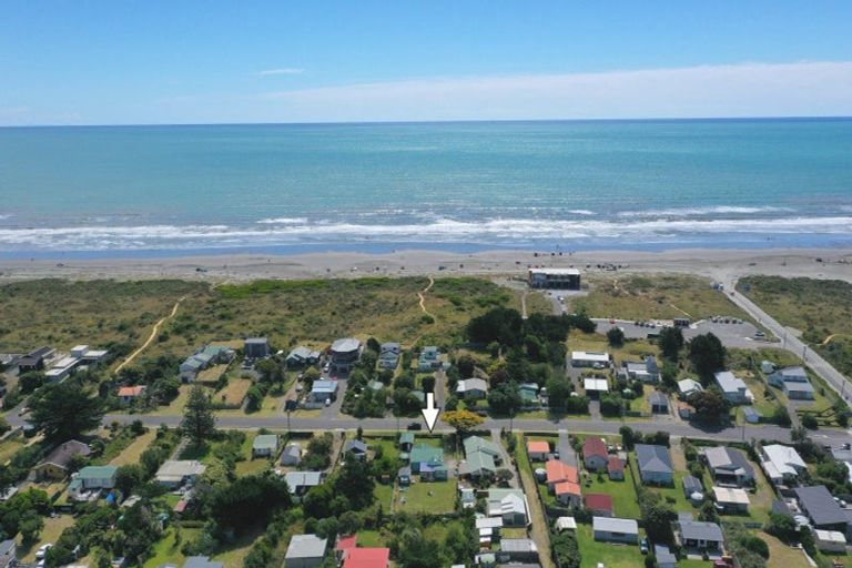 Photo of property in 108 Rua Avenue, Waitarere Beach, Levin, 5510