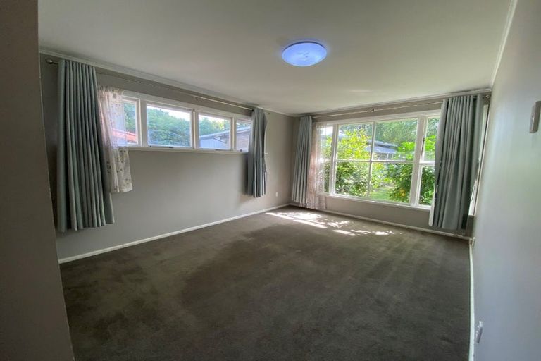 Photo of property in 5 Nyton Place, Bryndwr, Christchurch, 8053