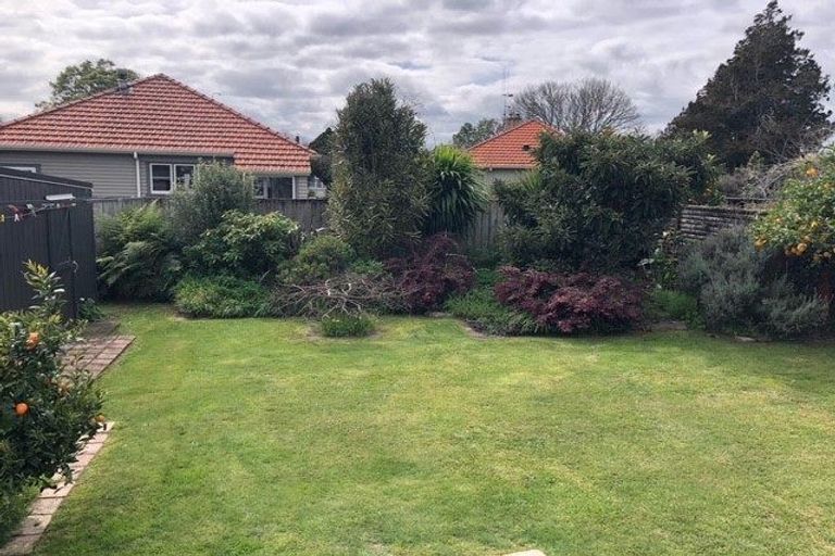 Photo of property in 73 Jellicoe Drive, Hamilton East, Hamilton, 3216