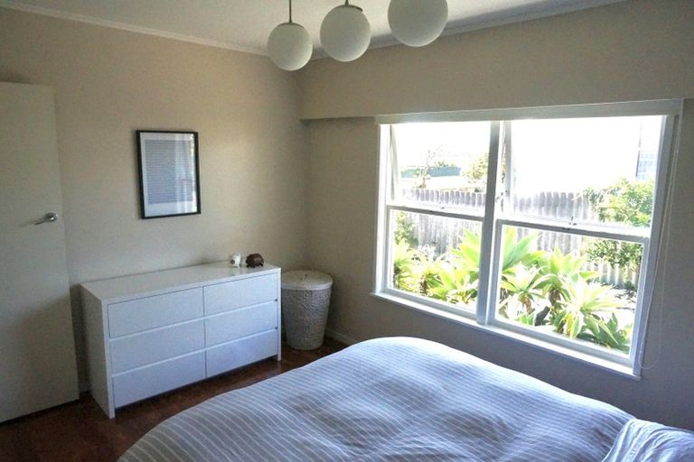 Photo of property in 1/23 Aramoana Avenue, Devonport, Auckland, 0624