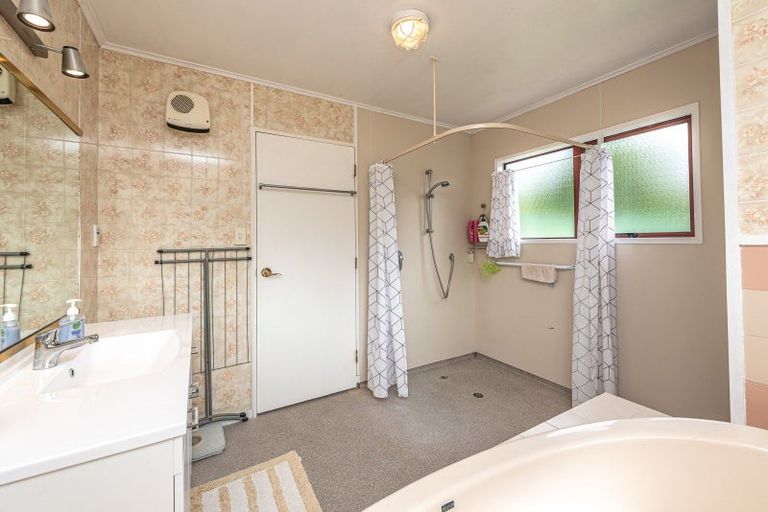 Photo of property in 43 Quick Avenue, Aramoho, Whanganui, 4500