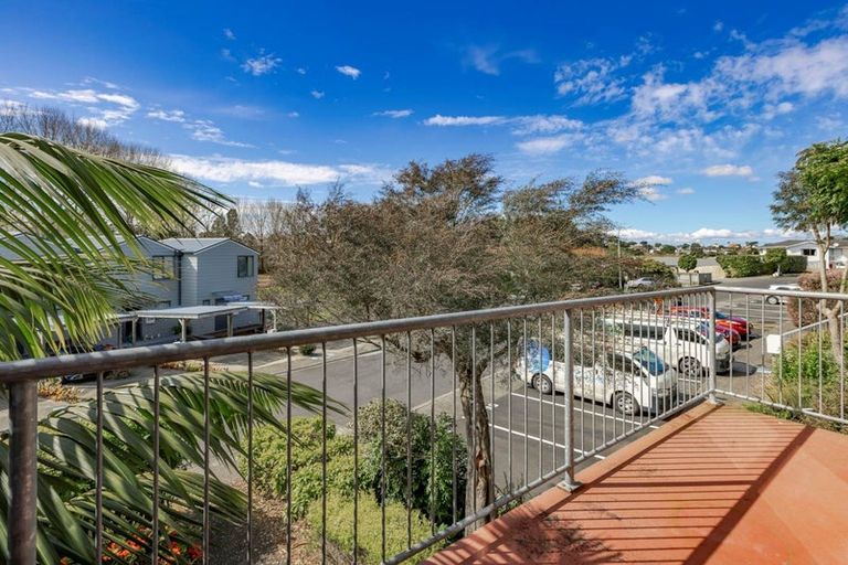 Photo of property in 50 Malaspina Place, Papatoetoe, Auckland, 2025