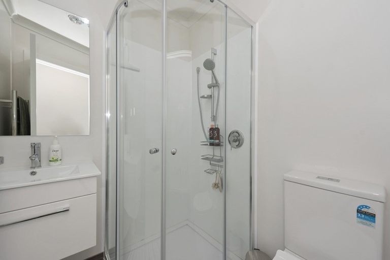 Photo of property in 2/39 Morrinsville Road, Hillcrest, Hamilton, 3216