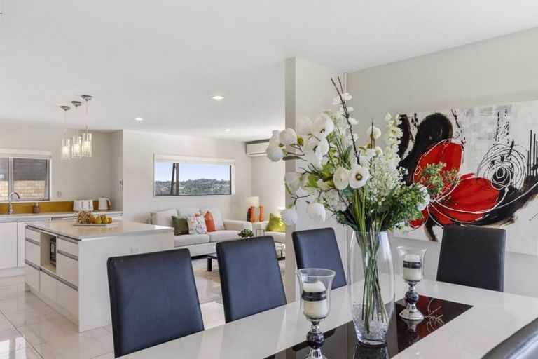 Photo of property in 92b Schnapper Rock Road, Schnapper Rock, Auckland, 0632