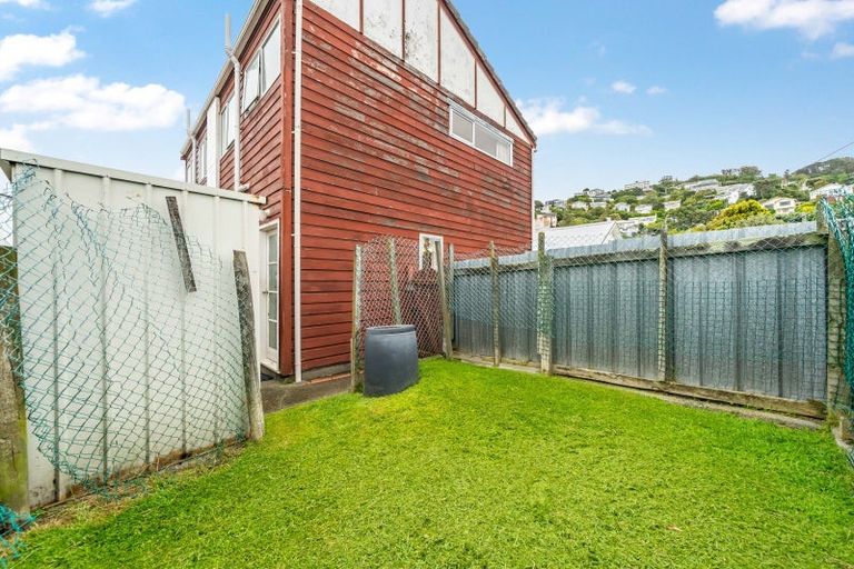 Photo of property in 1/5 Cockburn Street, Kilbirnie, Wellington, 6022