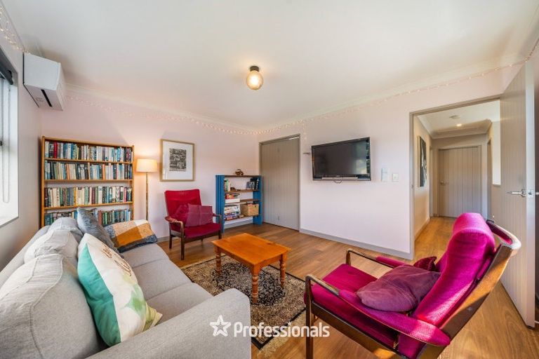 Photo of property in 8a Glen Iris Grove, Woburn, Lower Hutt, 5010