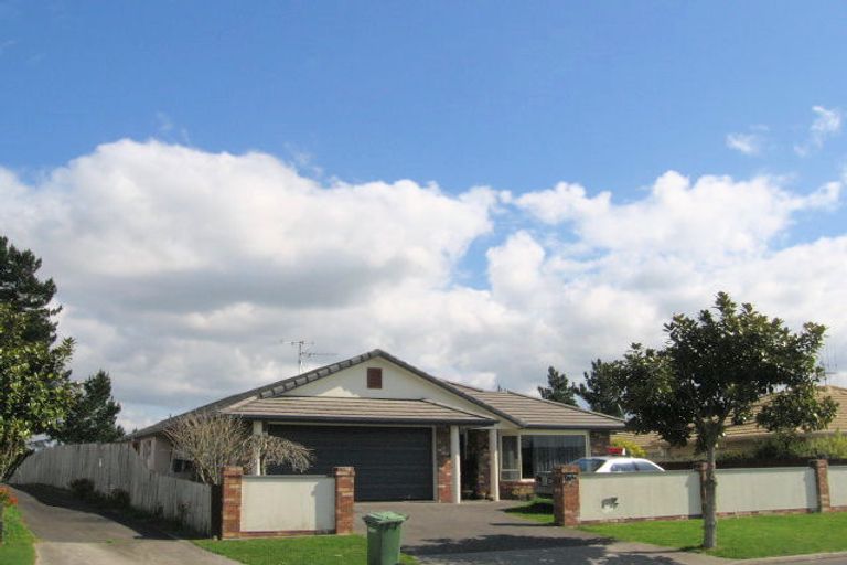 Photo of property in 33 Stableford Drive, Pyes Pa, Tauranga, 3112